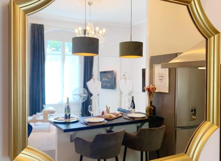 La Marquise Cosy Flat Jacuzzi Senlis