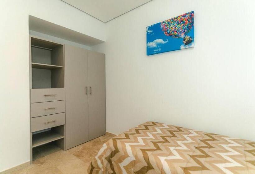 Luxury Apartment In Front Of Acapulco Beach