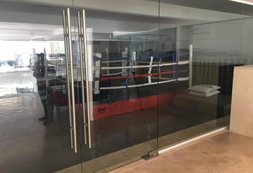 Luxury Apartment In Front Of Acapulco Beach