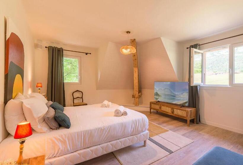 Luxury Villa Pernette, Vue Lac Et Plage Privee Lla Selections By Locationlacannecy