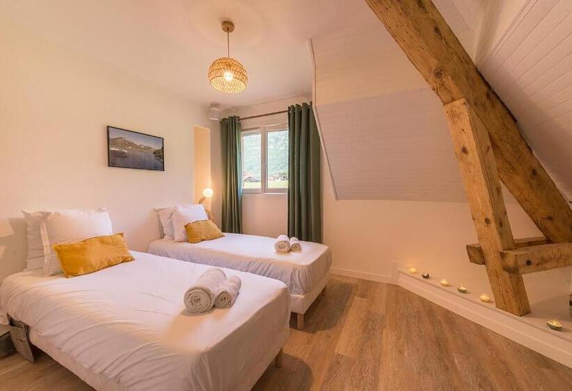 Luxury Villa Pernette, Vue Lac Et Plage Privee Lla Selections By Locationlacannecy