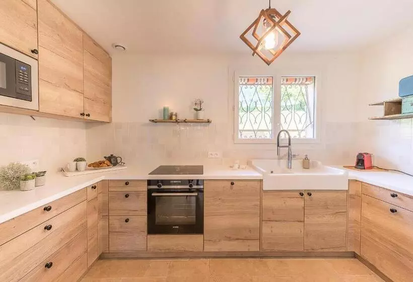 Luxury Villa Pernette, Vue Lac Et Plage Privee Lla Selections By Locationlacannecy