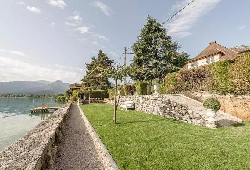 Luxury Villa Pernette, Vue Lac Et Plage Privee Lla Selections By Locationlacannecy