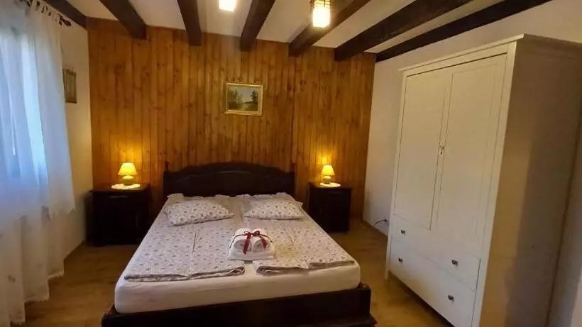 ペンション Casuta Din Lunca