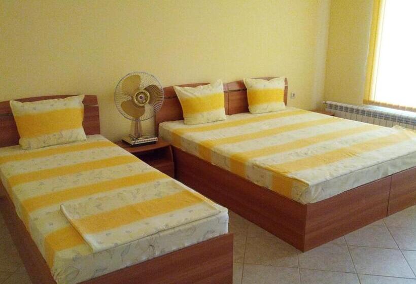 پانسیون Morsko Sianie 2