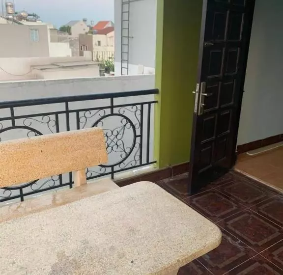 هاستل Lucky Homestay Sài Gòn Airport & Gần Bệnh Viện 175