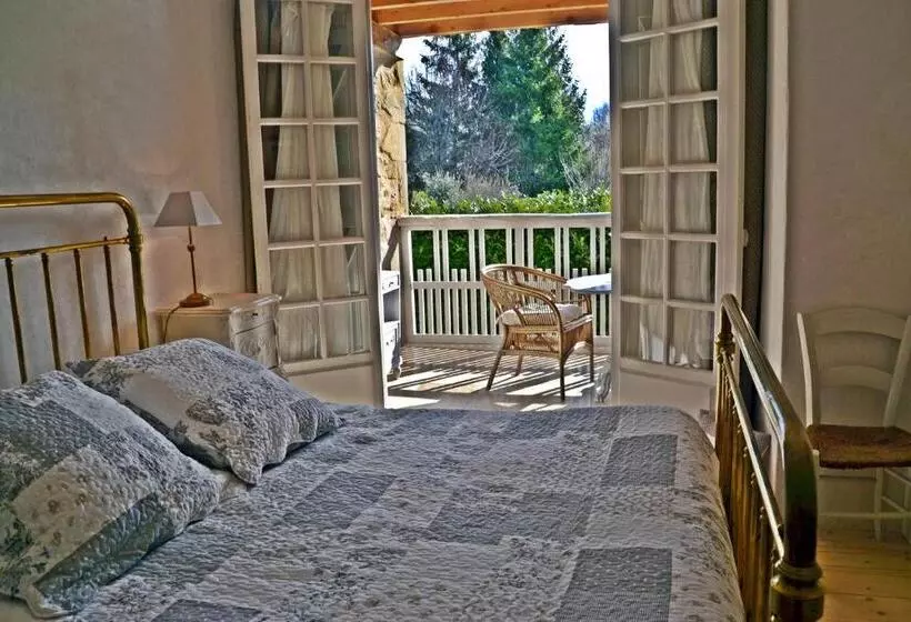 Aamiaismajoitus (B&B) La Voureyline