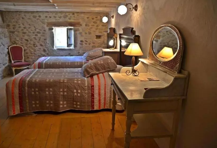 Aamiaismajoitus (B&B) La Voureyline