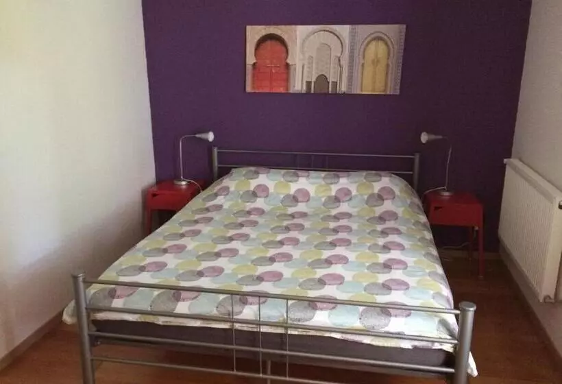 Aamiaismajoitus (B&B) Le Marronnier Entre Les Buis