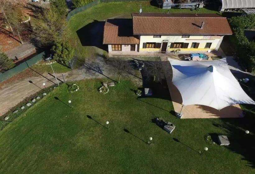 ホテル Agriturismo Campo Dei Fiori