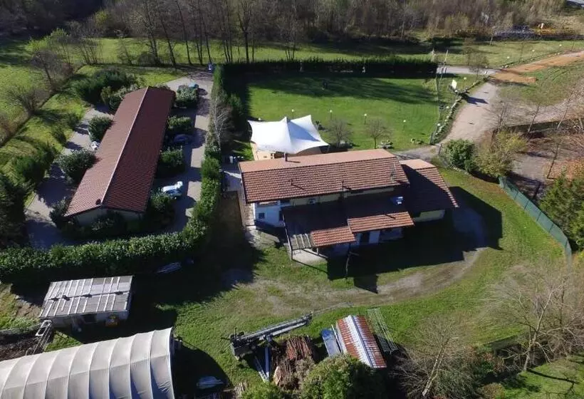 ホテル Agriturismo Campo Dei Fiori