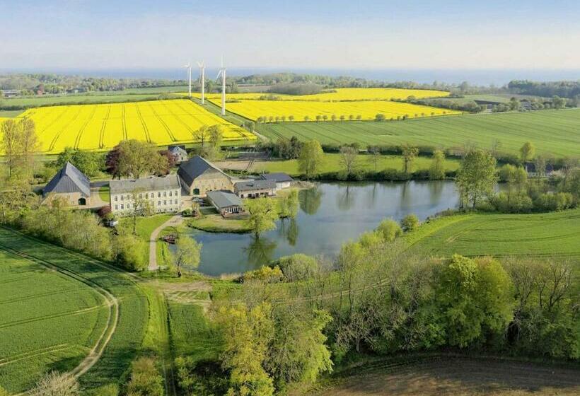 호텔 Ferienwohnungen Gut Oestergaard