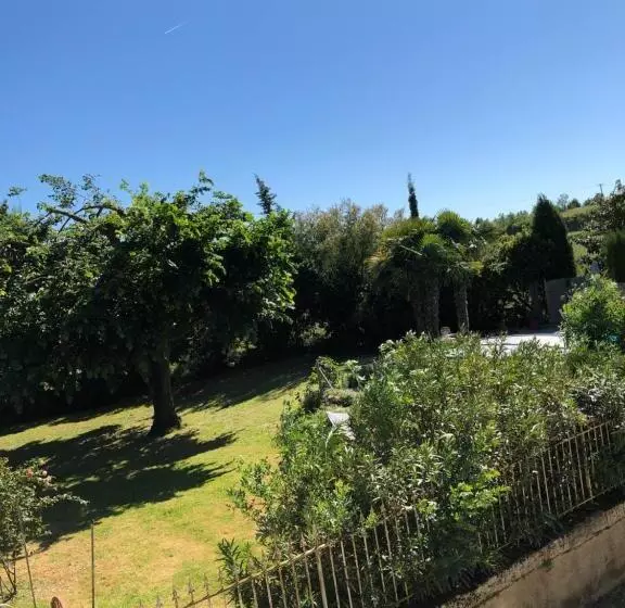 Loft Industriel Privé Climatisé Piscine Intérieure Terrasse Spa Et Jardin