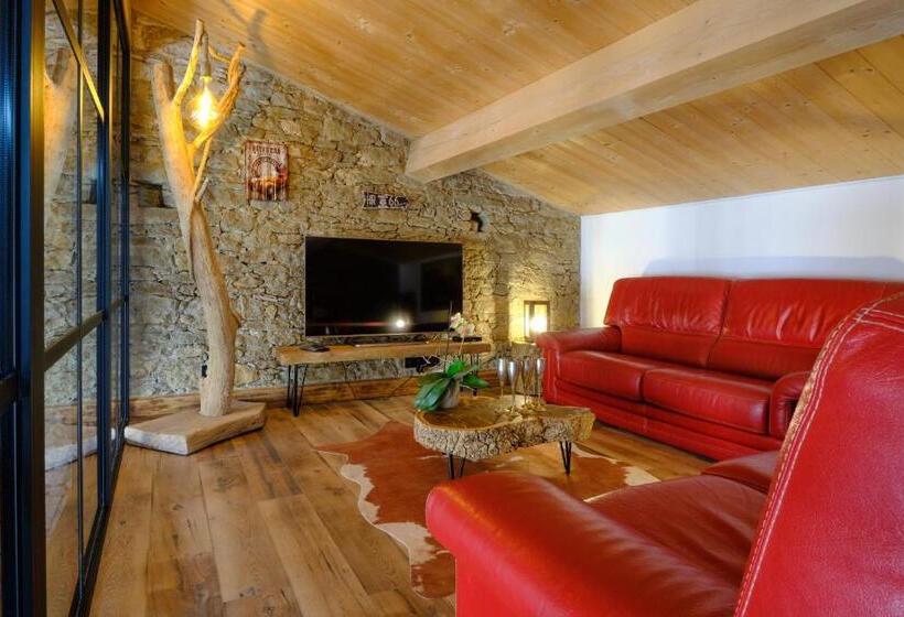 Loft Industriel Privé Climatisé Piscine Intérieure Terrasse Spa Et Jardin