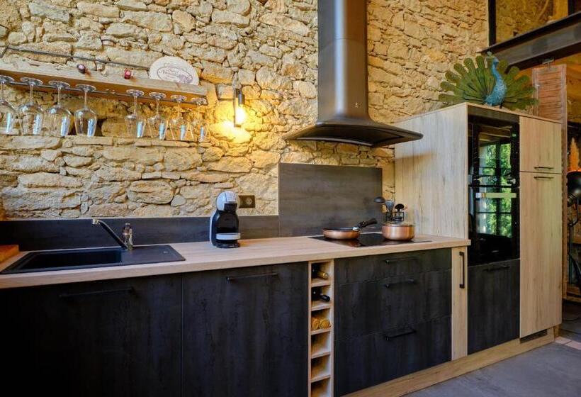 Loft Industriel Privé Climatisé Piscine Intérieure Terrasse Spa Et Jardin