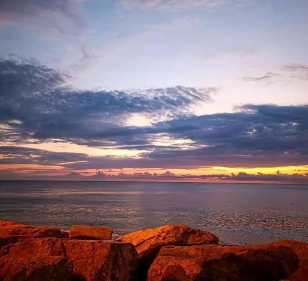 Orbi City Business Class Apart