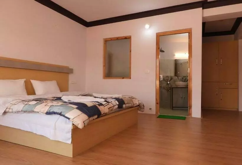 پانسیون Babu Guest House