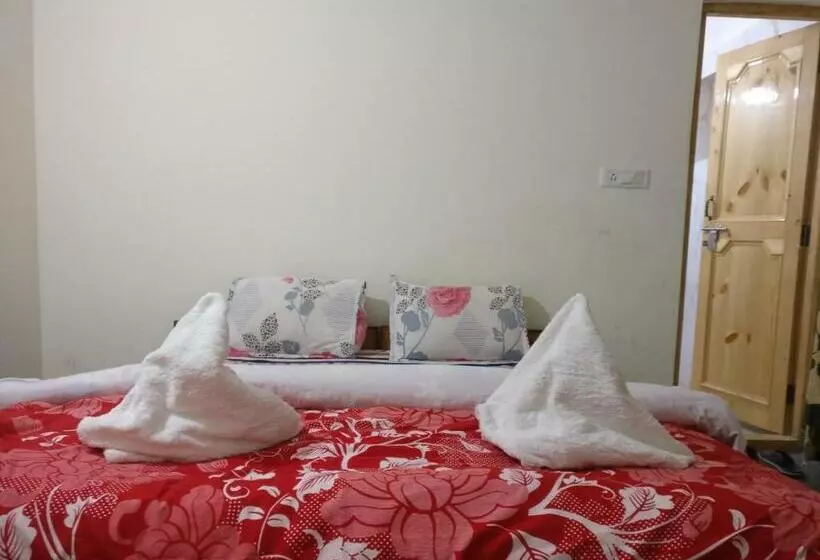 پانسیون Babu Guest House