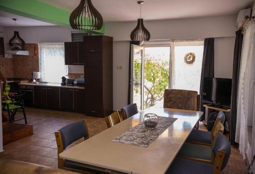 بنسيون Casa Dany