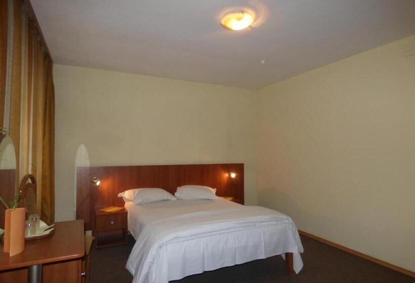 Пансион Gura Padurii