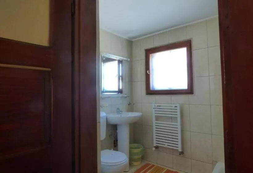 Majatalo Gura Padurii