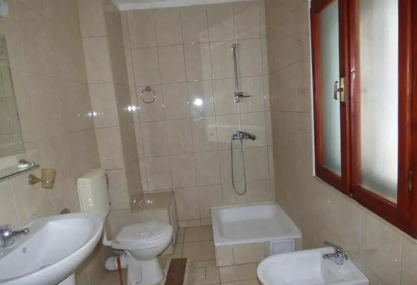 Majatalo Gura Padurii