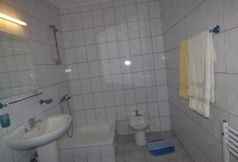 Majatalo Gura Padurii