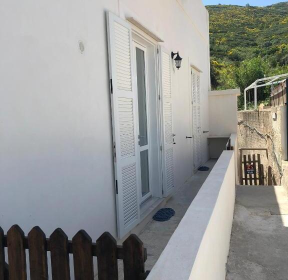 پانسیون Magi Camera Talia