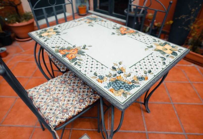 پانسیون Savoia Residence