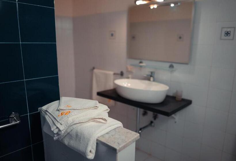 پانسیون Savoia Residence