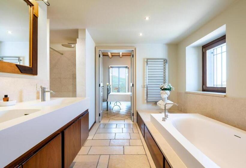 민박 La Dimora Del Castelluccio