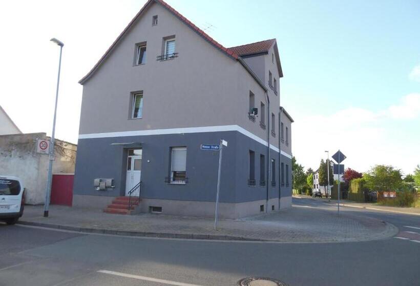 Gästewohnung Mit Küche Magdeburg An Der Elbe