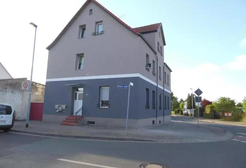 Gästewohnung Mit Küche Magdeburg An Der Elbe