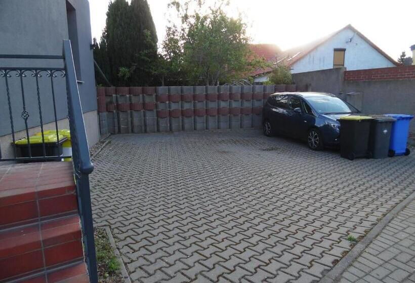 Gästewohnung Mit Küche Magdeburg An Der Elbe