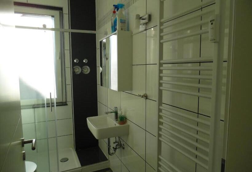 Gästewohnung Mit Küche Magdeburg An Der Elbe