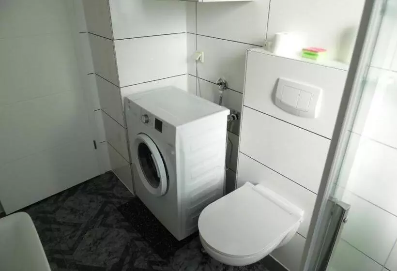 Gästewohnung Mit Küche Magdeburg An Der Elbe