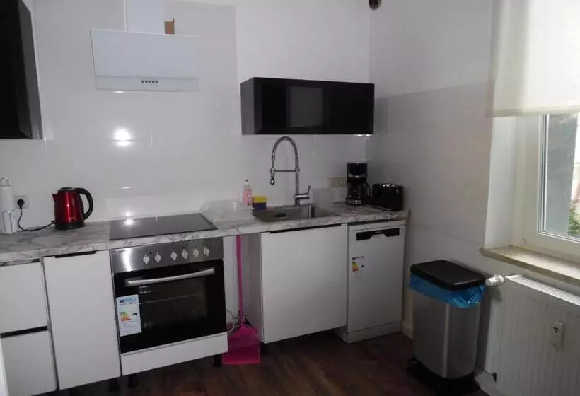 Gästewohnung Mit Küche Magdeburg An Der Elbe