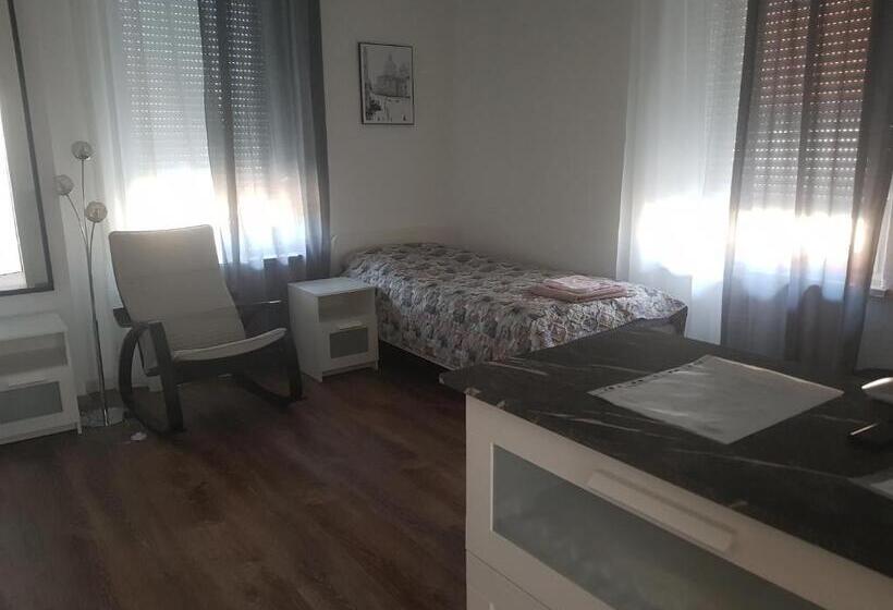 Gästewohnung Mit Küche Magdeburg An Der Elbe