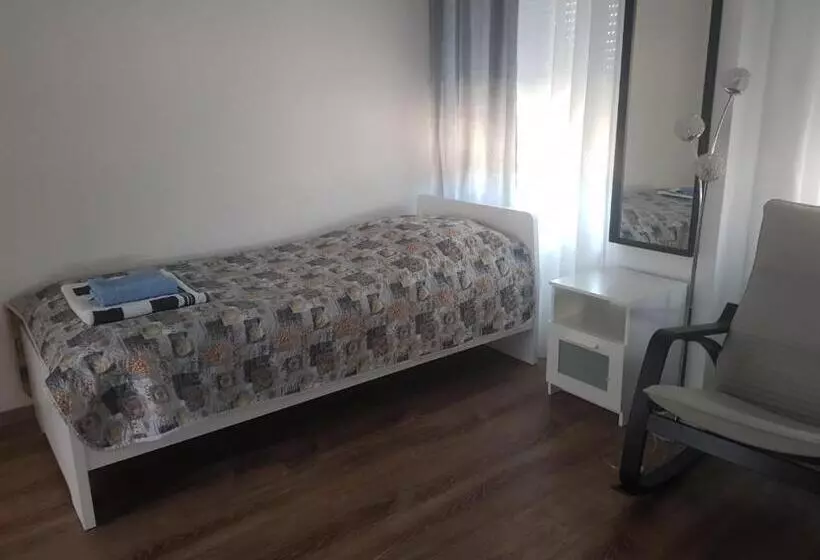 Gästewohnung Mit Küche Magdeburg An Der Elbe