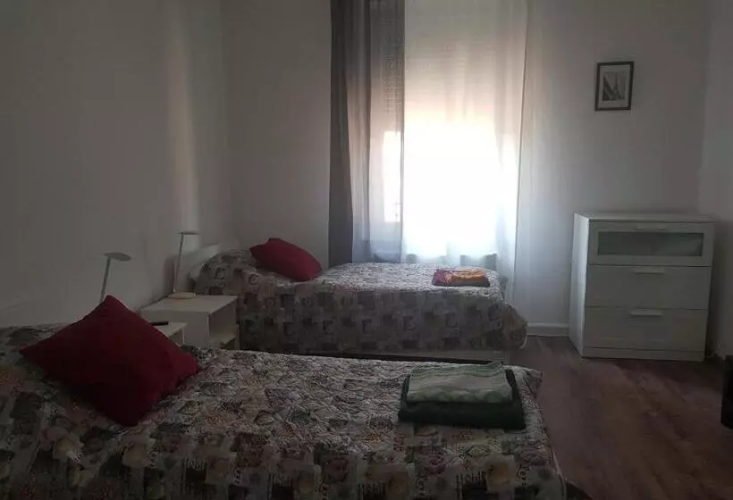 Gästewohnung Mit Küche Magdeburg An Der Elbe