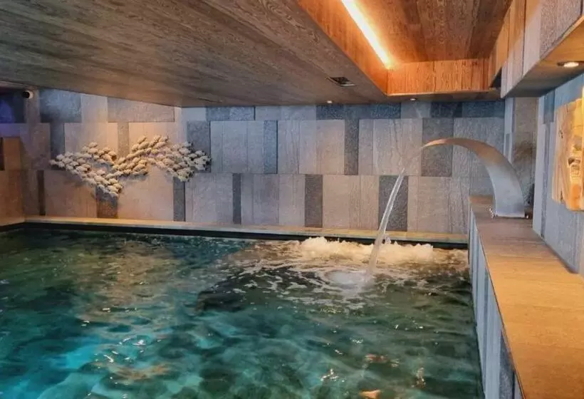 Horský Hotel Kolínská Bouda