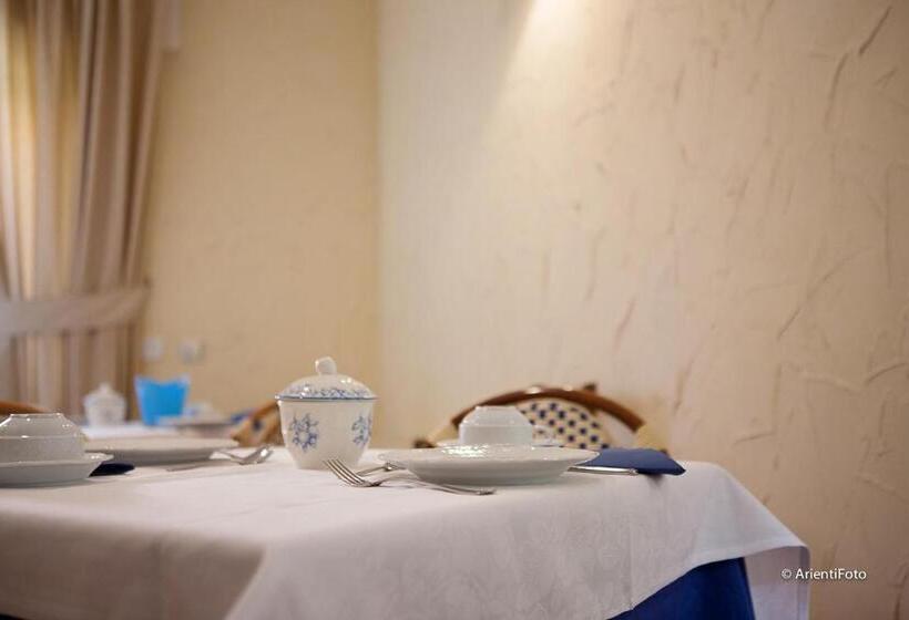 בית מלון כפרי Albergo Del Lago