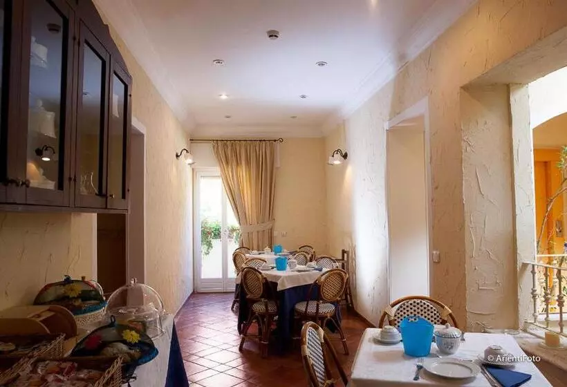 ホテル Albergo Del Lago