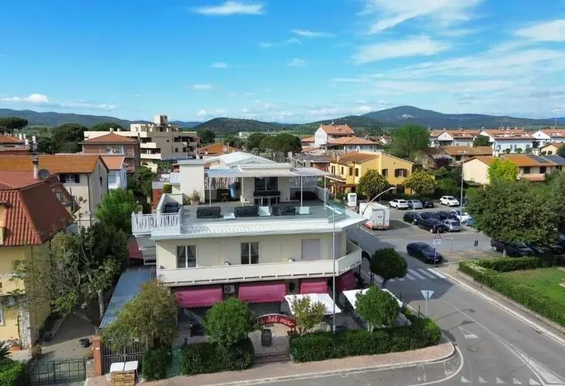 ホテル Albergo Del Lago