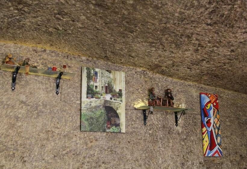 ペンション Camera Nella Roccia