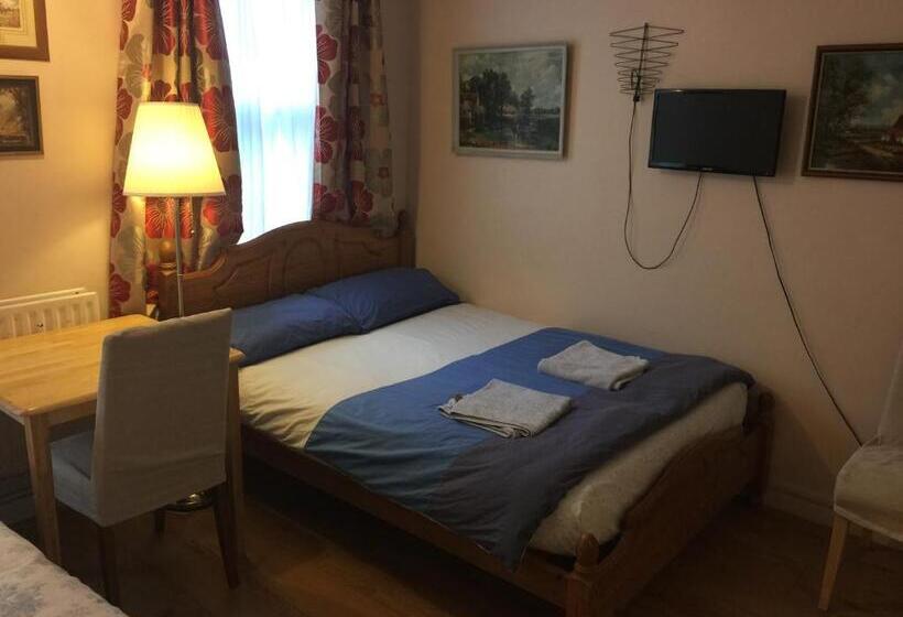 ペンション Central Greenwich Guest Rooms