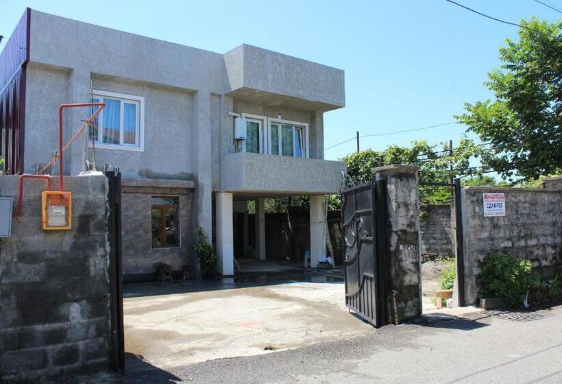 پانسیون Guest House Gela