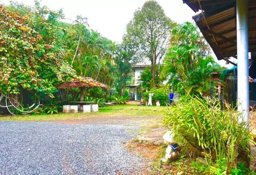 ペンション Tanachporn Homestay ธนัชพร โฮมสเตย์ เมืองจันทบุรี