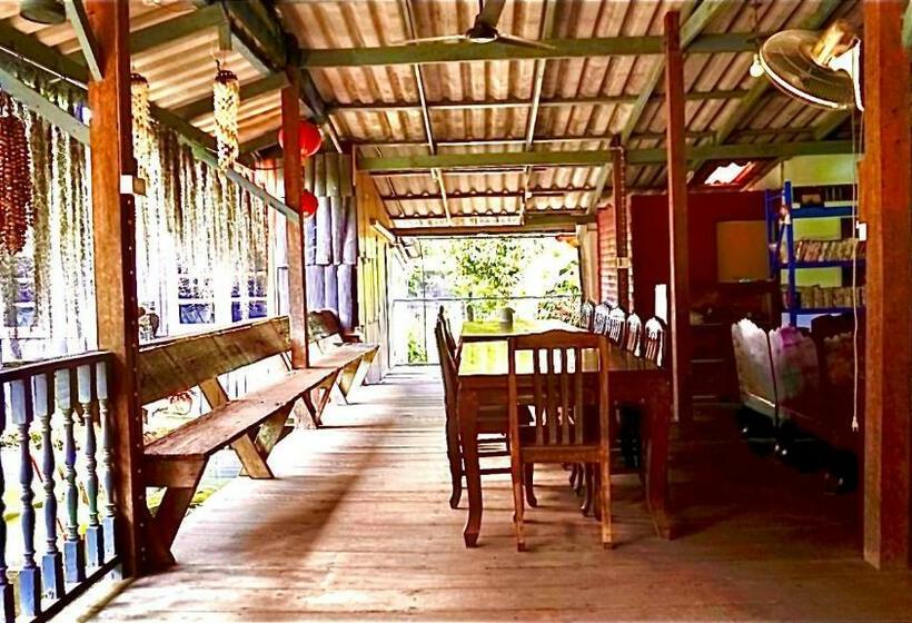 Pensionat Tanachporn Homestay ธนัชพร โฮมสเตย์ เมืองจันทบุรี