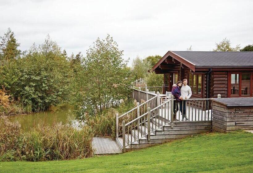 渡假胜地  Weybread Lakes